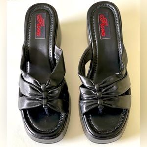 New Flora Black Leather 3 inch Platform Sandal Euro Size 39 • US Size 8